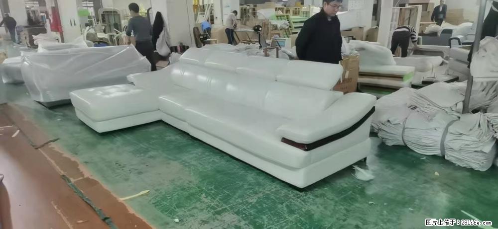 【大厂仿真皮沙发】实木框架，高回弹海绵45密度。全新包装，质量非常好，3.6米右贵妃 - 各类家具 - 居家生活 - 常州分类信息 - 常州28生活网 cz.28life.com