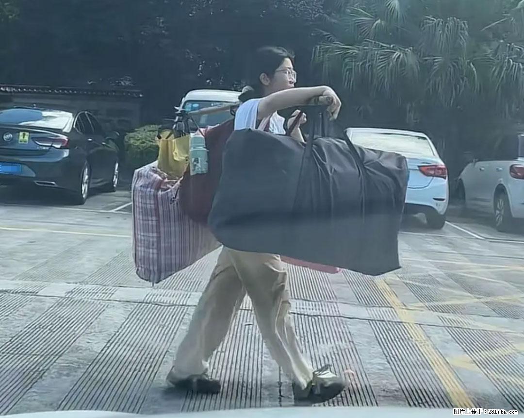 全网追的“扁担女孩”,找了一份暑假工,时薪12元 - 常州生活资讯 - 常州28生活网 cz.28life.com